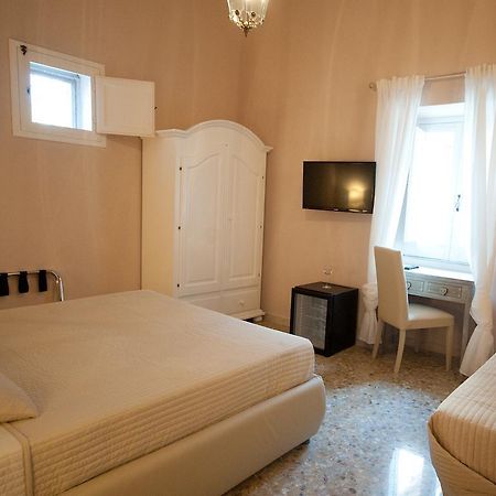 Suite Barocca Noto Szoba fotó
