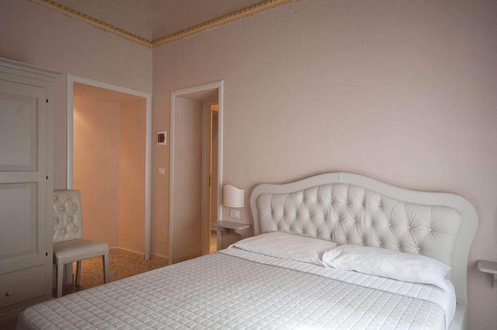 Suite Barocca Noto Szoba fotó